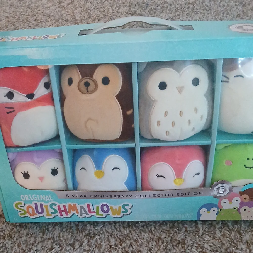 Squishmallows 5th Anniversary Collector Set